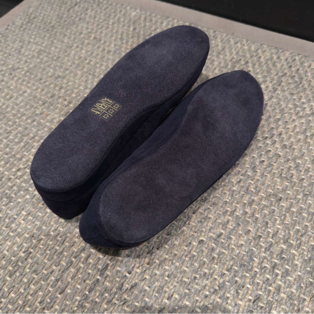 Sarah Flint x Wunderkind “W” Navy Blue Suede Slipper Flats Size 36 Women’s - Picture 7 of 7
